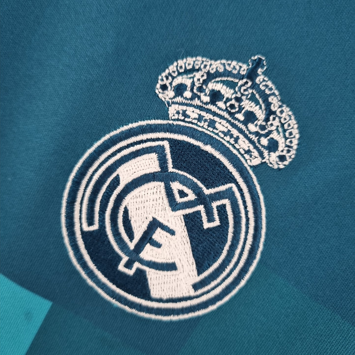 Camisa Real Madrid RETRO 2017/2018 Uniforme 3