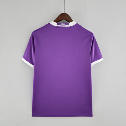 Camisa Real Madrid RETRO 2016/2017 roxo